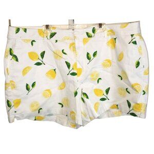 NY&amp;CO New York &amp; Company Size 20 Lemon Design Shorts Size 20